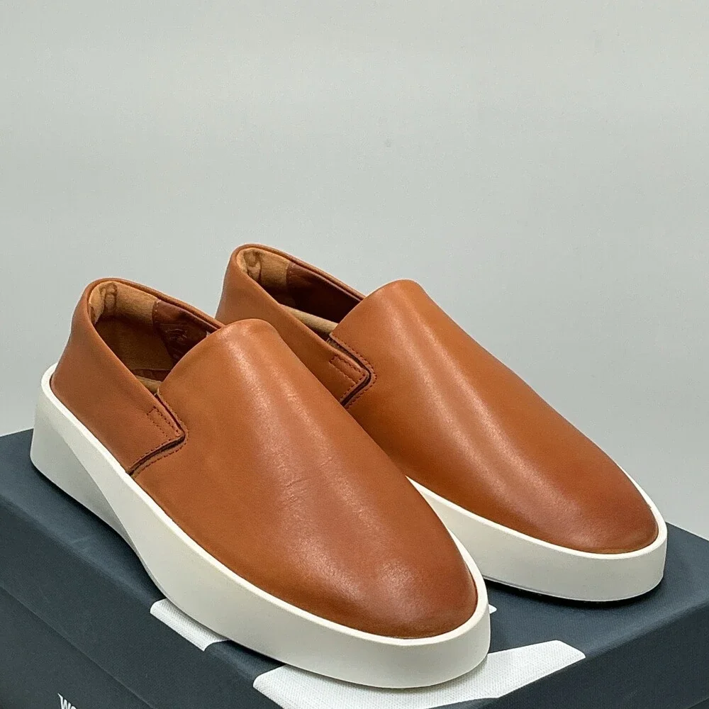 Wolf & Shepherd Cruise Unisex US M5.5/W7 Brown Slip-On Comfort Shoes Eby4477